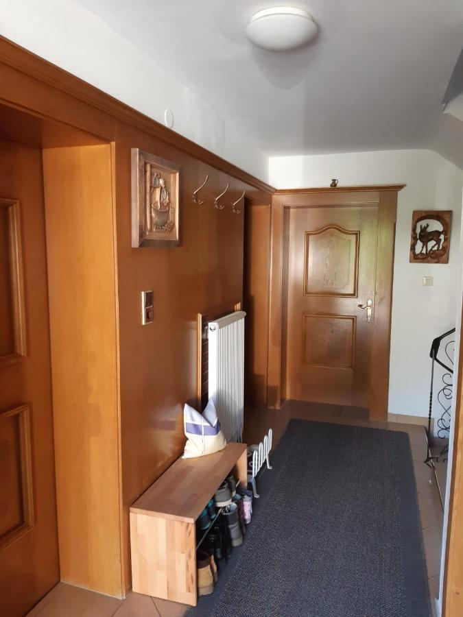 Ferienwohnung Haus Bergfrieden แกร์โลสแบร์ก ภายนอก รูปภาพ