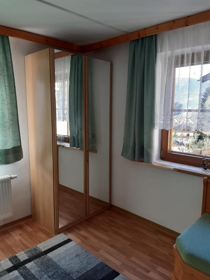 Ferienwohnung Haus Bergfrieden แกร์โลสแบร์ก ภายนอก รูปภาพ